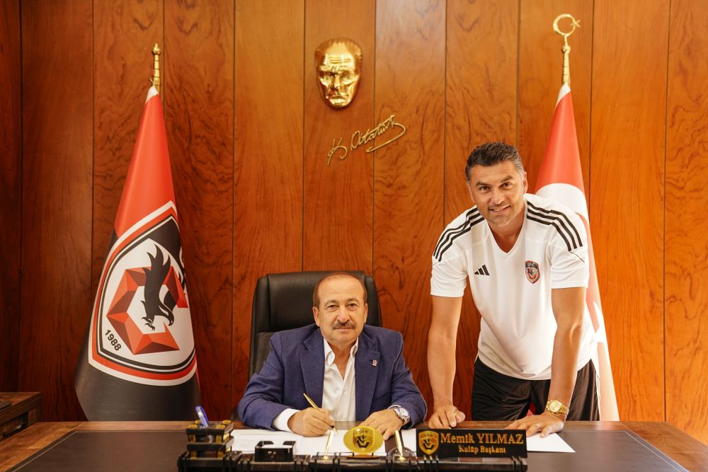 Burak Yılmaz imza1-i68a477db53062.jpg